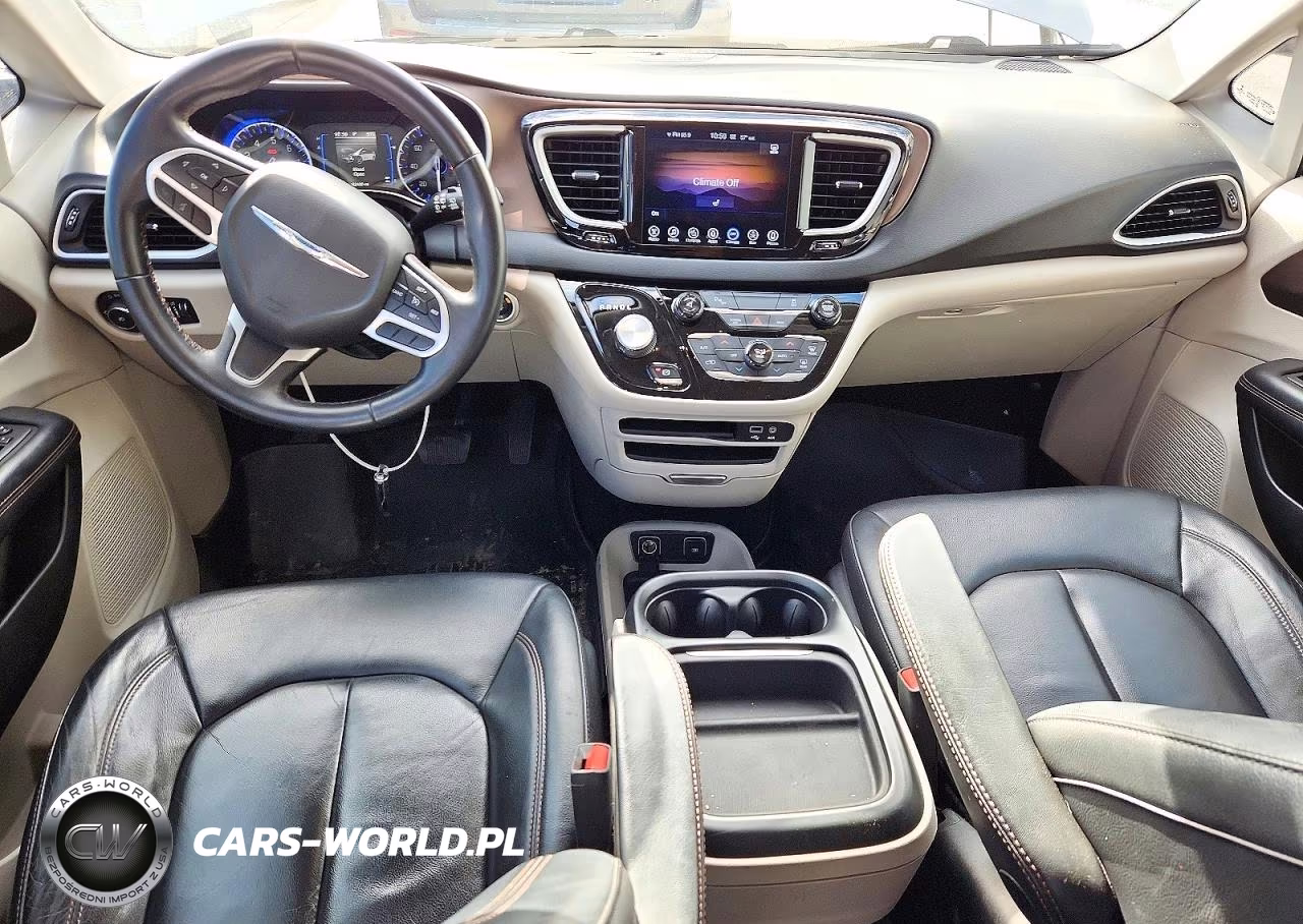 2017 Chrysler Pacifica Touring-L VIN:2C4RC1BG3HR668388 - 8