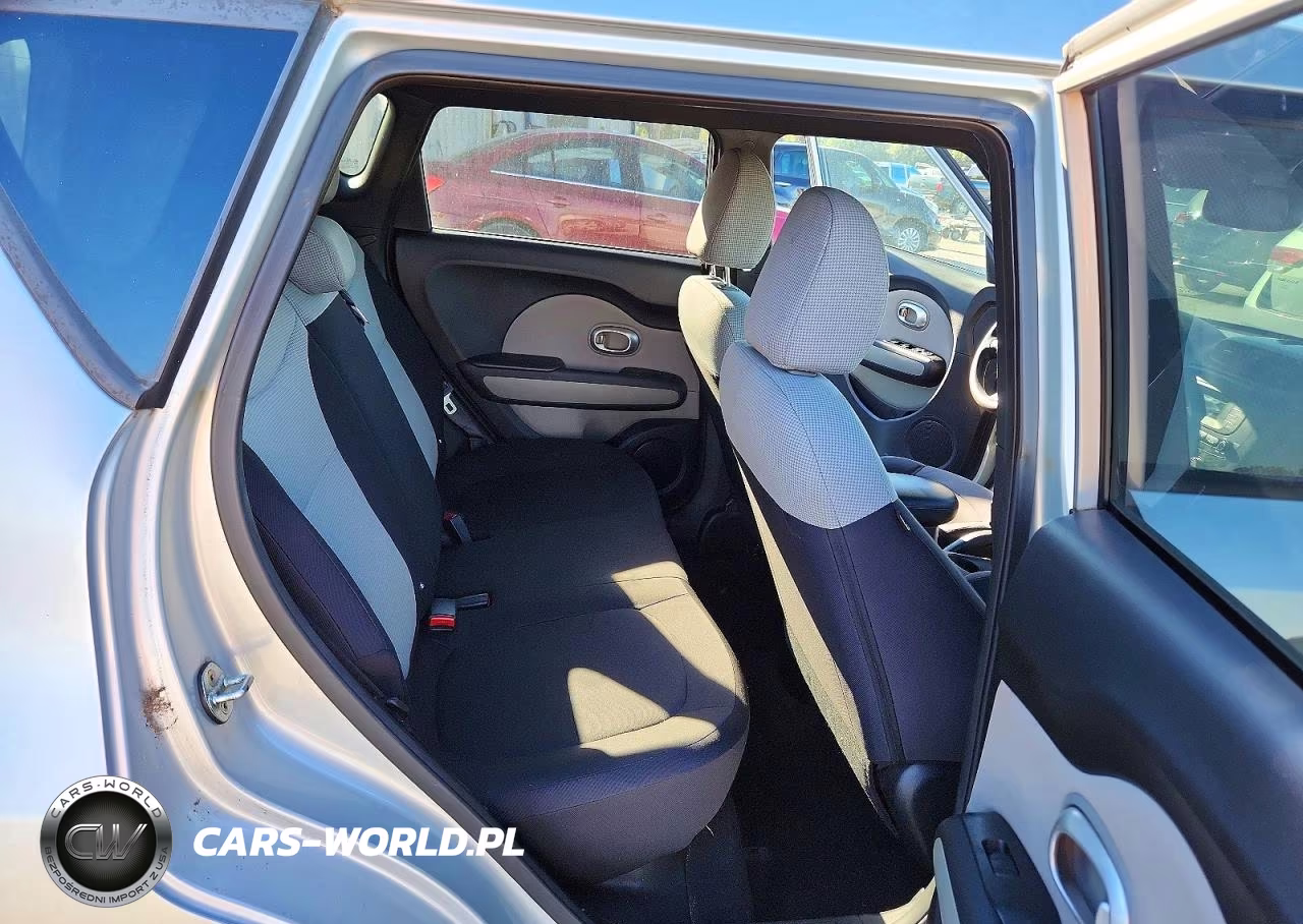 2015 Kia Soul Base VIN:KNDJN2A21F7755644 - 10