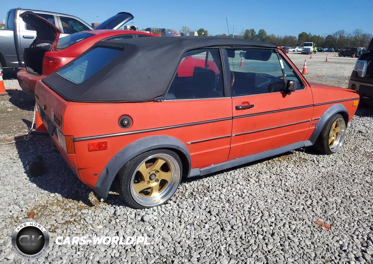 1982 Volkswagen Rabbit Deluxe VIN:WVWCA0157CK002261 - 3