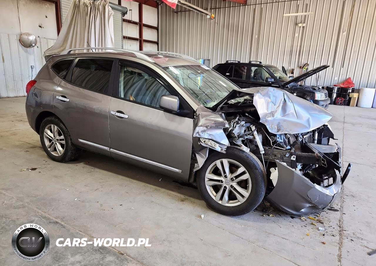 2012 Nissan Rogue S VIN:JN8AS5MVXCW710157 - 4