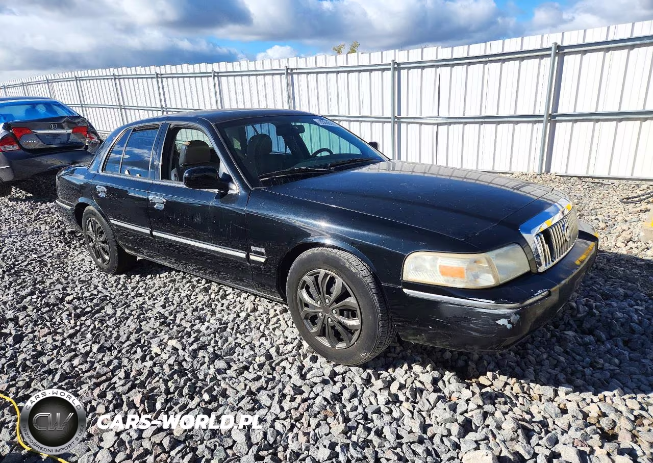 2010 Mercury Grand Marquis Ls VIN:2MEBM7FV6AX621737 - 4