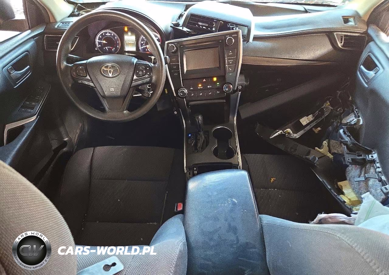 2016 Toyota Camry Le VIN:4T4BF1FKXGR575619 - 8