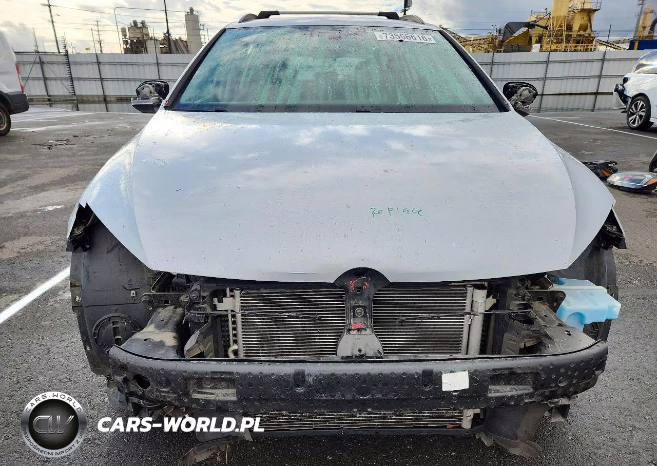 2018 Volkswagen Golf Sportwagen S VIN:3VWD17AU5JM756041 - 5
