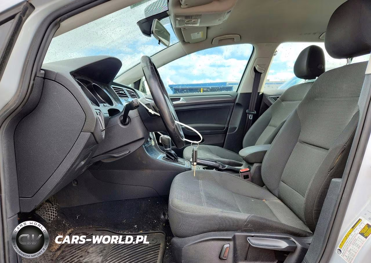 2018 Volkswagen Golf Sportwagen S VIN:3VWD17AU5JM756041 - 7
