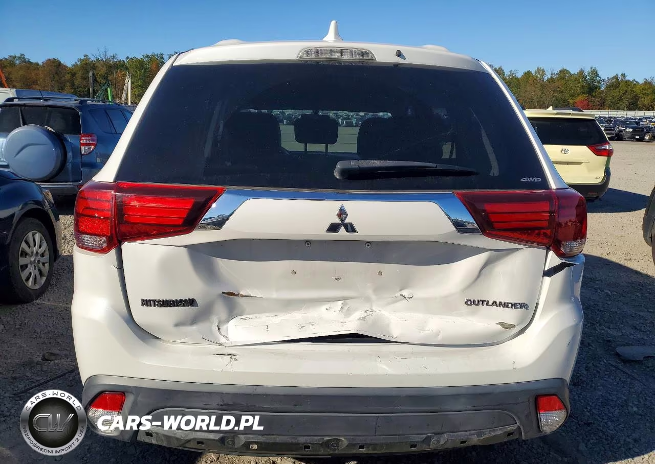2018 Mitsubishi Outlander Se VIN:JA4AZ3A32JZ070899 - 6