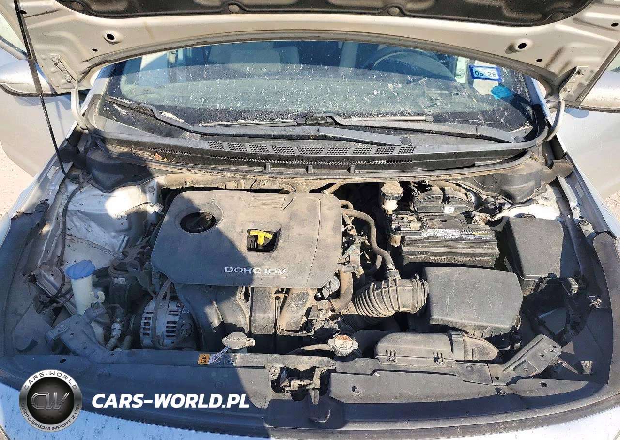 2018 Kia Forte Lx VIN:3KPFK4A75JE261365 - 11