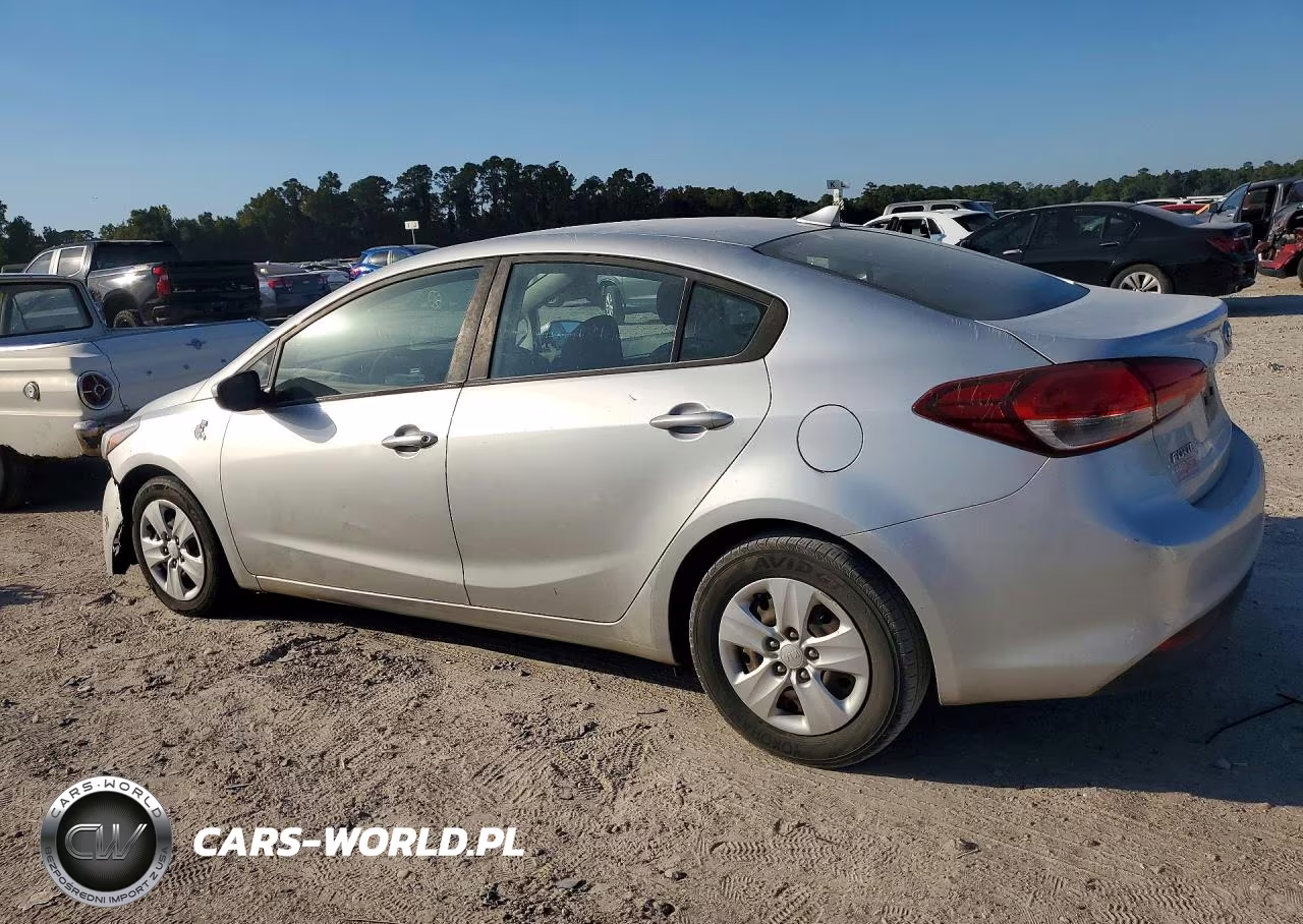 2018 Kia Forte Lx VIN:3KPFK4A75JE261365 - 2