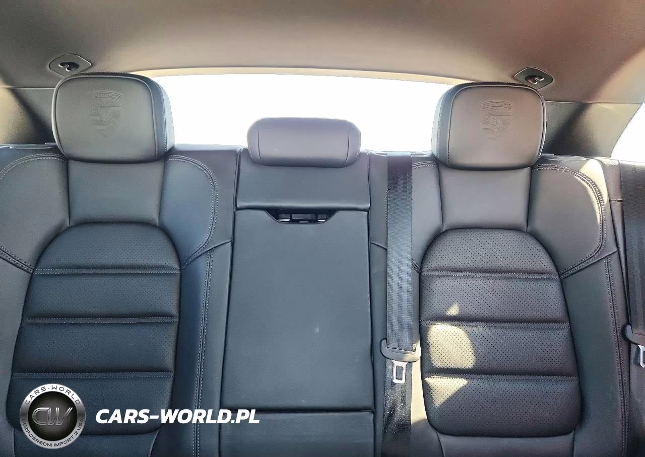 2025 Porsche Macan Base VIN:WP1AA2A51SLB13396 - 10