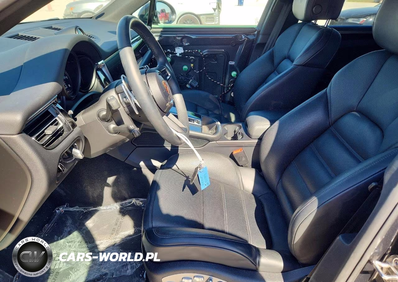 2025 Porsche Macan Base VIN:WP1AA2A51SLB13396 - 7