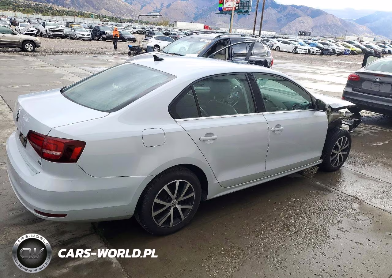 2017 Volkswagen Jetta Se VIN:3VWDB7AJ7HM260803 - 3