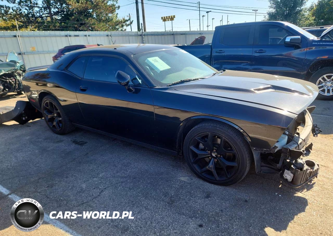 2015 Dodge Challenger Sxt Plus VIN:2C3CDZBG5FH811706 - 4