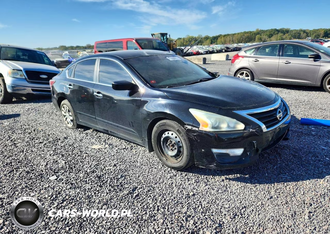 2015 Nissan Altima 2.5 S VIN:1N4AL3AP8FC298688 - 4
