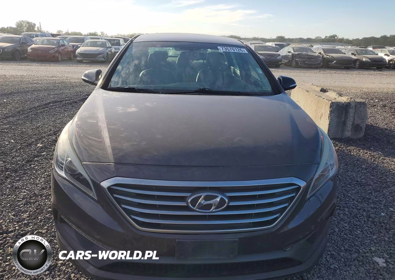 2015 Hyundai Sonata Sport VIN:5NPE34AF0FH112705 - 5