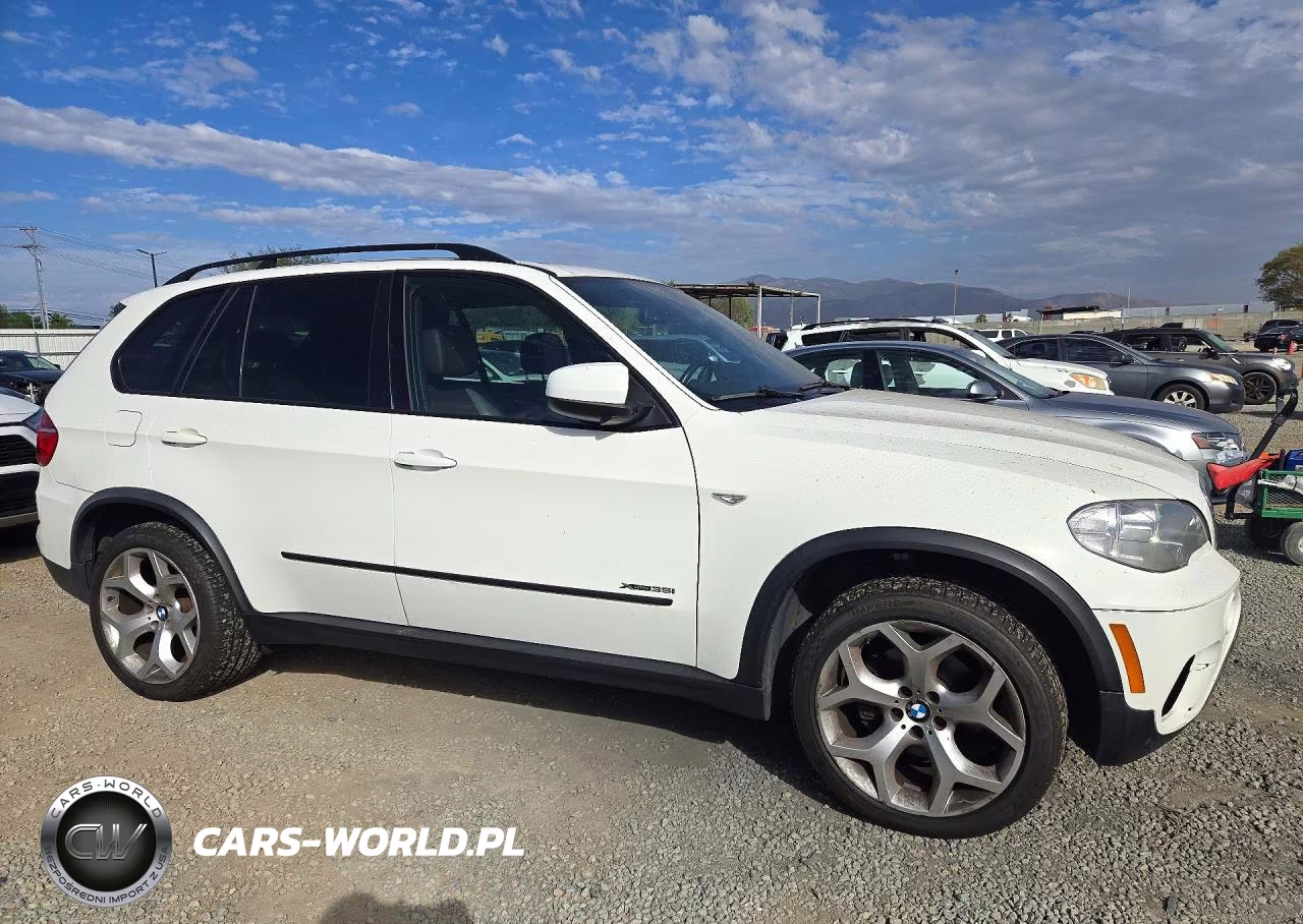 2012 BMW X5 xDrive35I VIN:5UXZV4C54CL756486 - 4