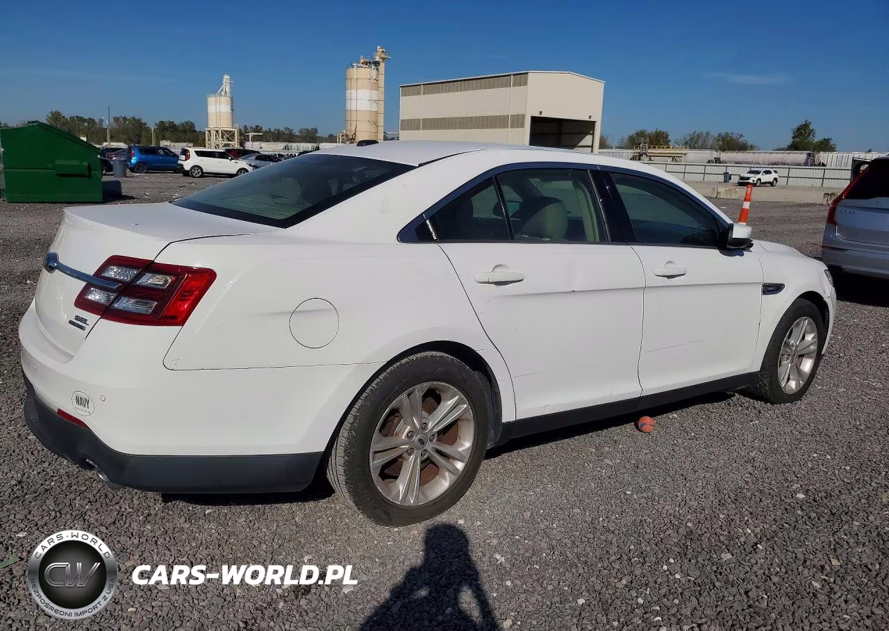 2016 Ford Taurus Sel VIN:1FAHP2E89GG153850 - 3