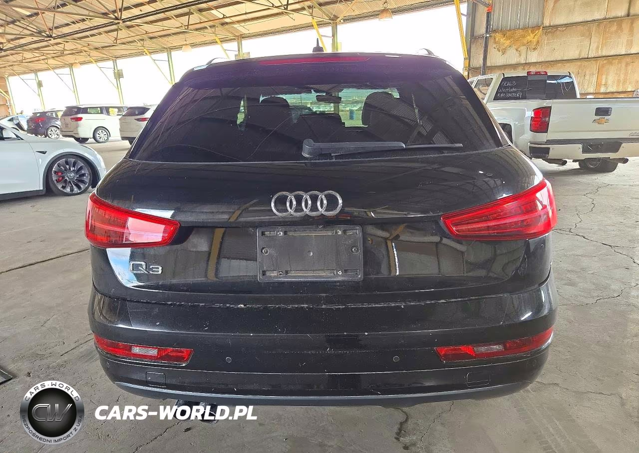 2018 Audi Q3 Premium VIN:WA1BCCFS3JR010443 - 6