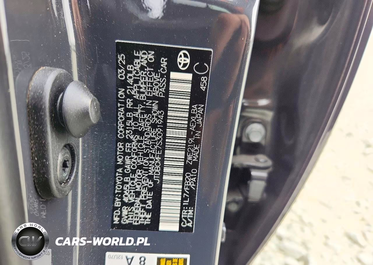 2025 Toyota Corolla Hybrid Le VIN:JTDBCMFE7S3091943 - 12