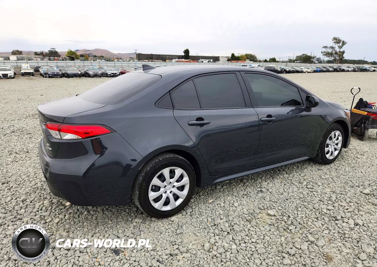 2025 Toyota Corolla Hybrid Le VIN:JTDBCMFE7S3091943 - 3