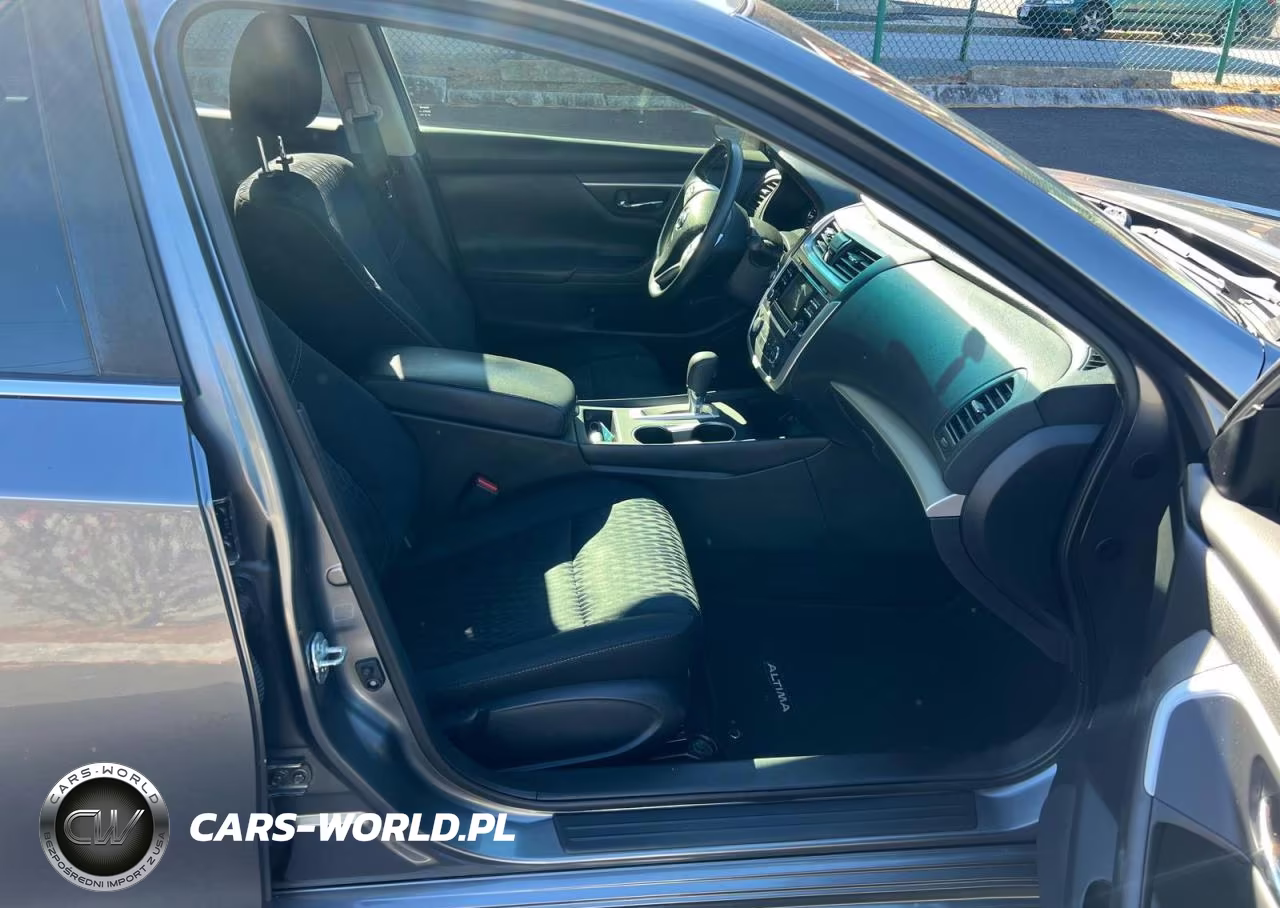 2018 Nissan Altima 2.5 VIN:1N4AL3AP1JC475610 - 5