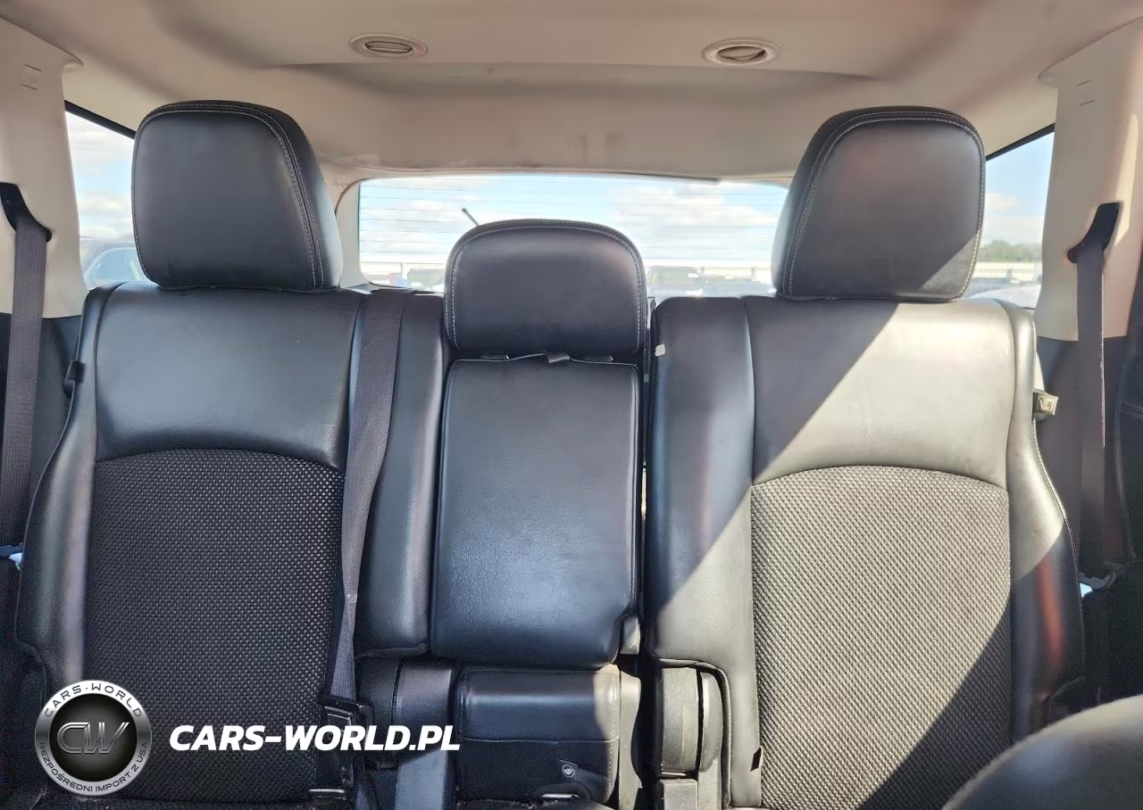 2019 Dodge Journey Crossroad VIN:3C4PDCGG0KT857755 - 10