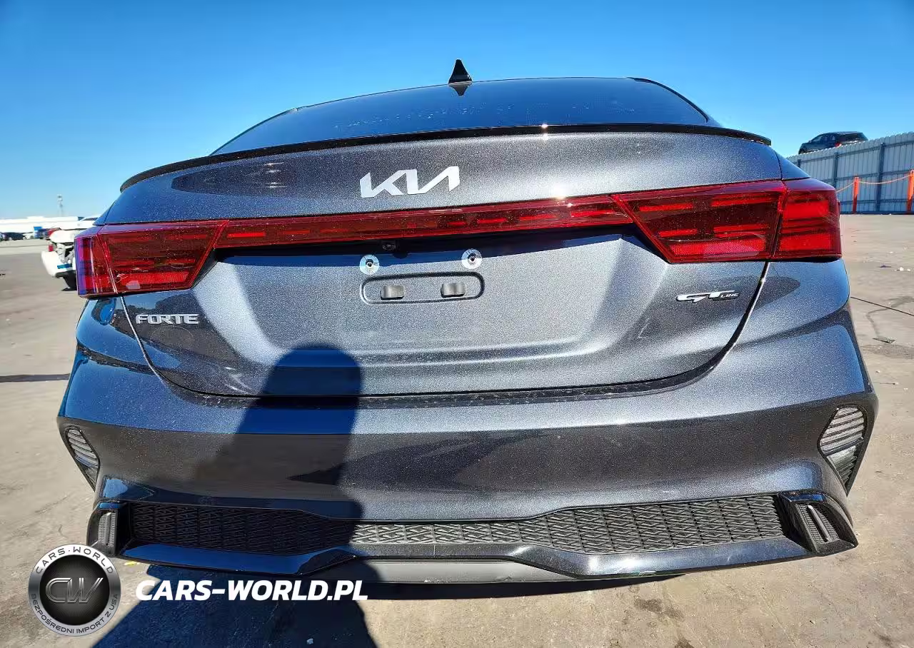 2024 Kia Forte Gt Line VIN:3KPF54AD0RE703008 - 6