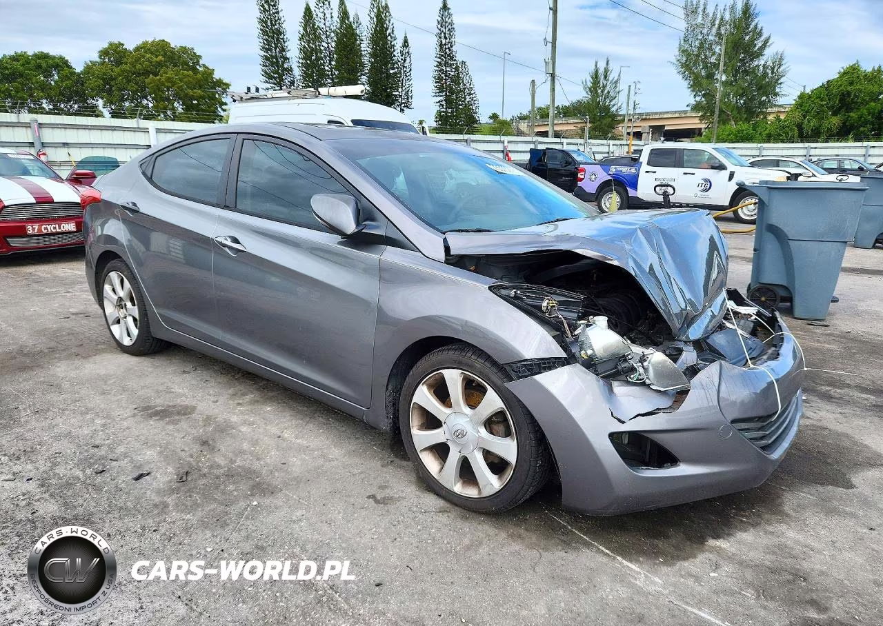 2013 Hyundai Elantra Limited VIN:5NPDH4AE7DH237086 - 4