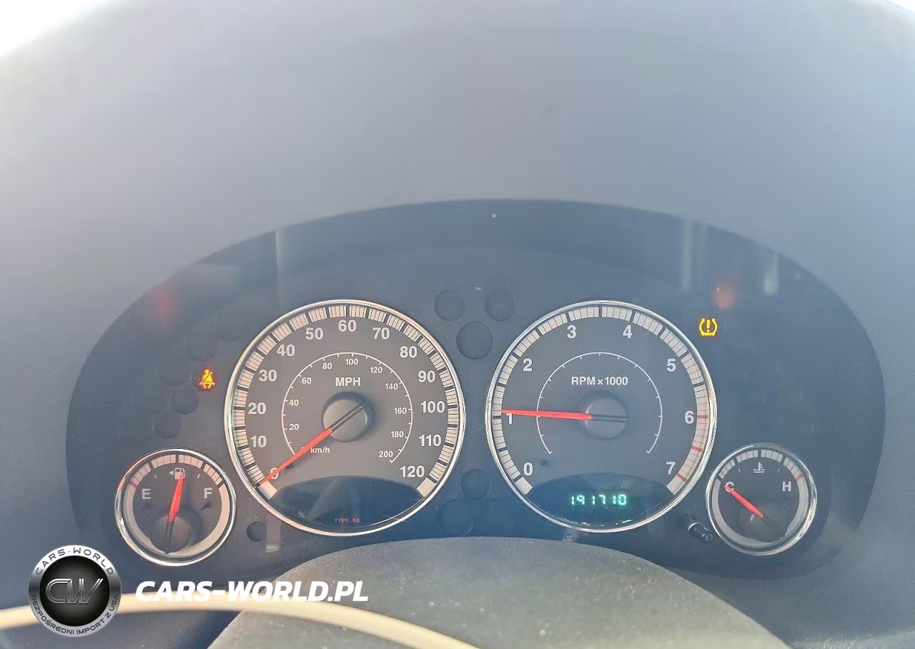 2005 Jeep Liberty Limited VIN:1J8GL58K15W547879 - 9