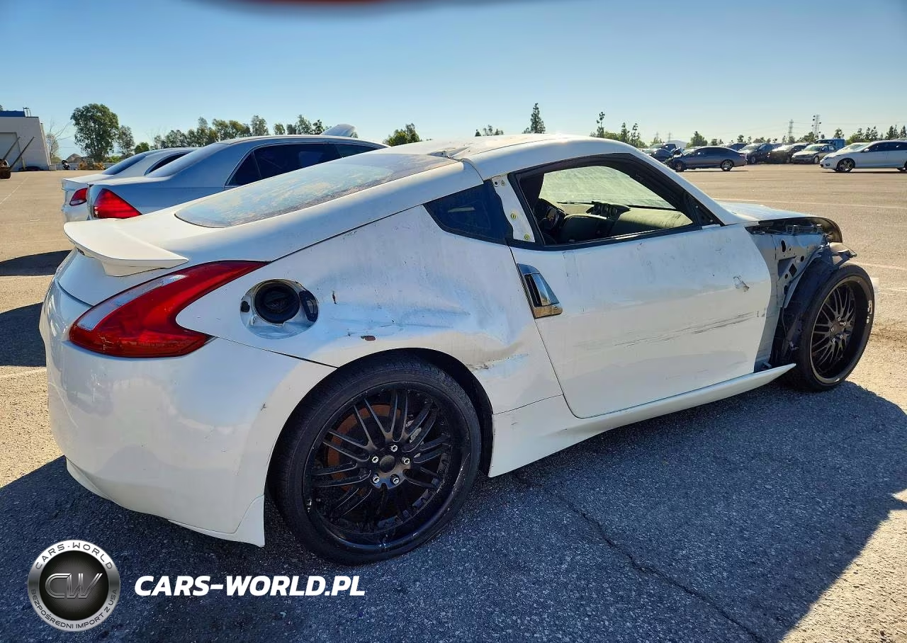 2020 Nissan 370Z Base VIN:JN1AZ4EH7LM821287 - 3