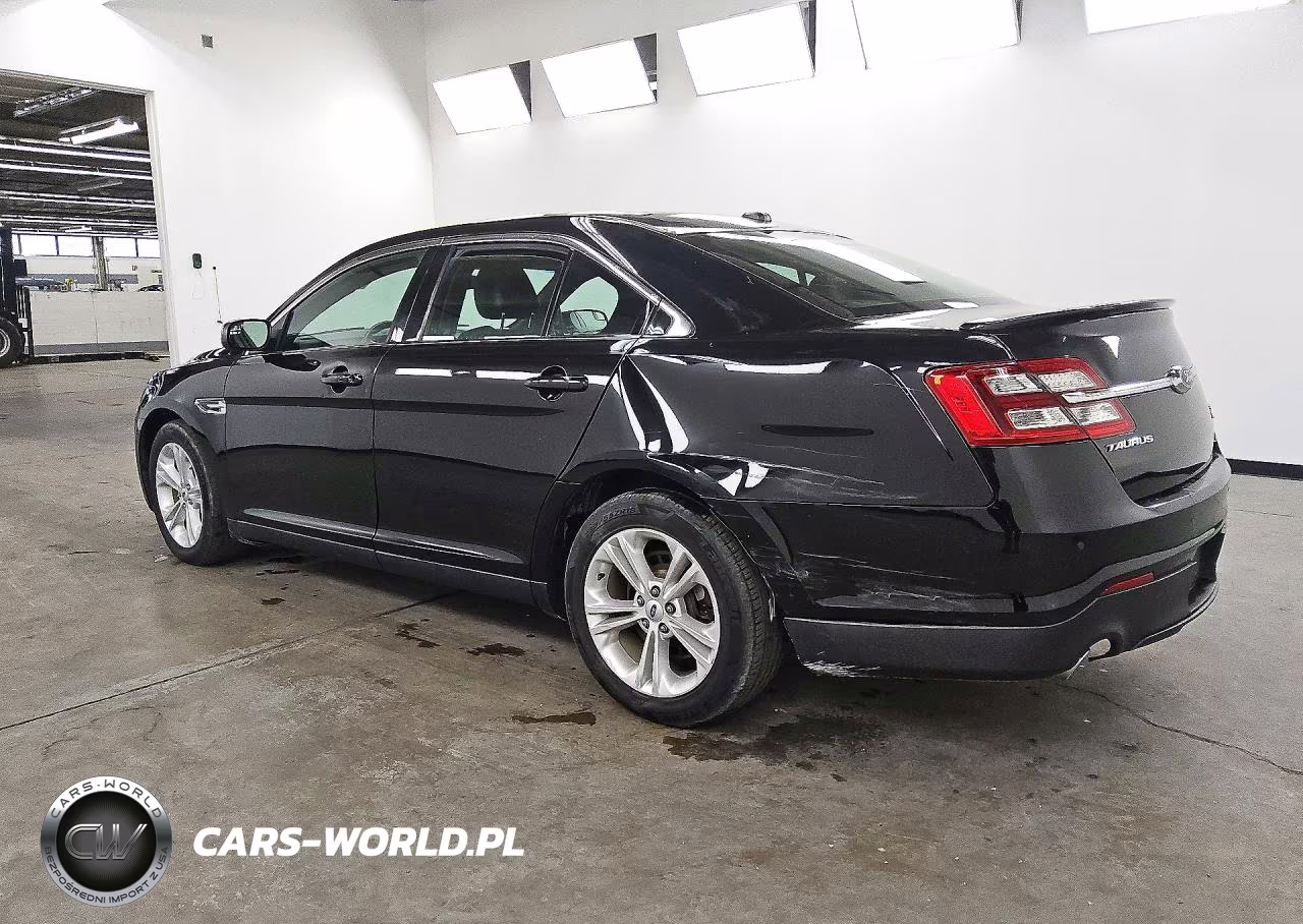 2018 Ford Taurus Sel VIN:1FAHP2E87JG103858 - 2
