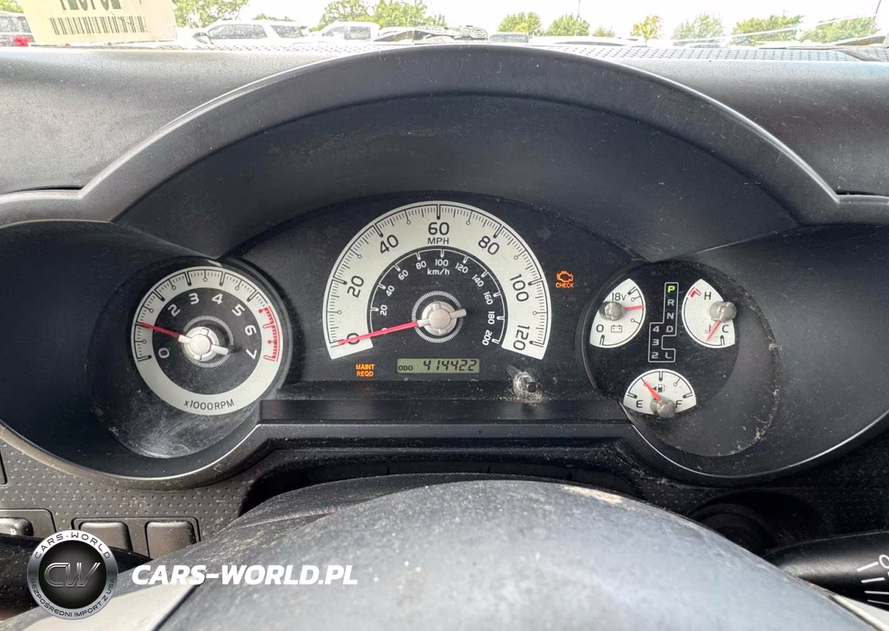 2007 Toyota Fj Cruiser Base VIN:JTEBU11FX70045071 - 8
