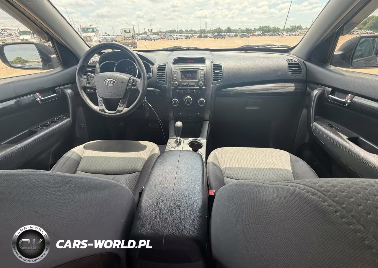2013 Kia Sorento Lx VIN:5XYKT3A68DG391838 - 9