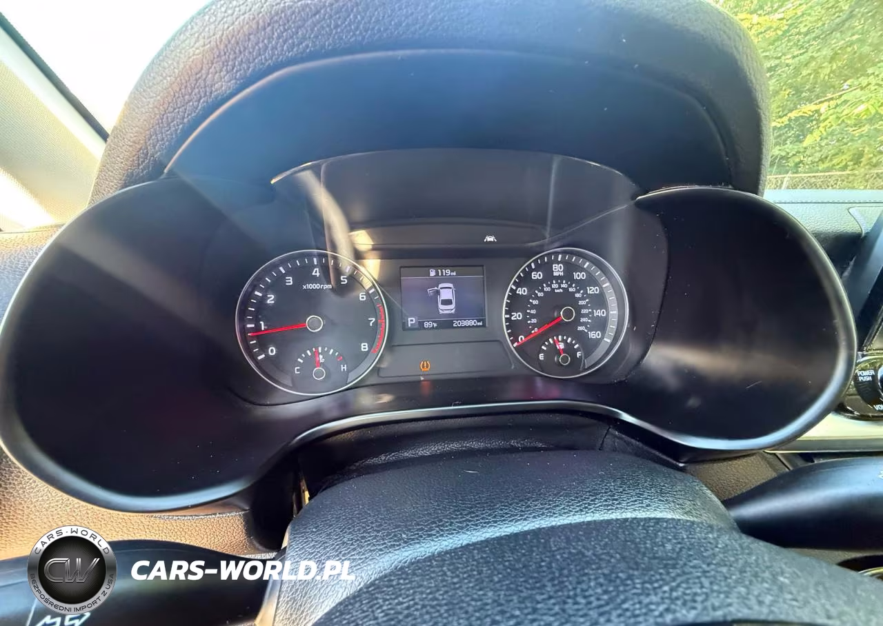 2019 Kia Forte S VIN:3KPF34AD4KE056916 - 8