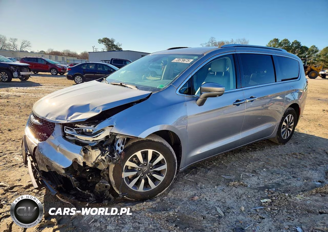 2021 Chrysler Pacifica Touring L