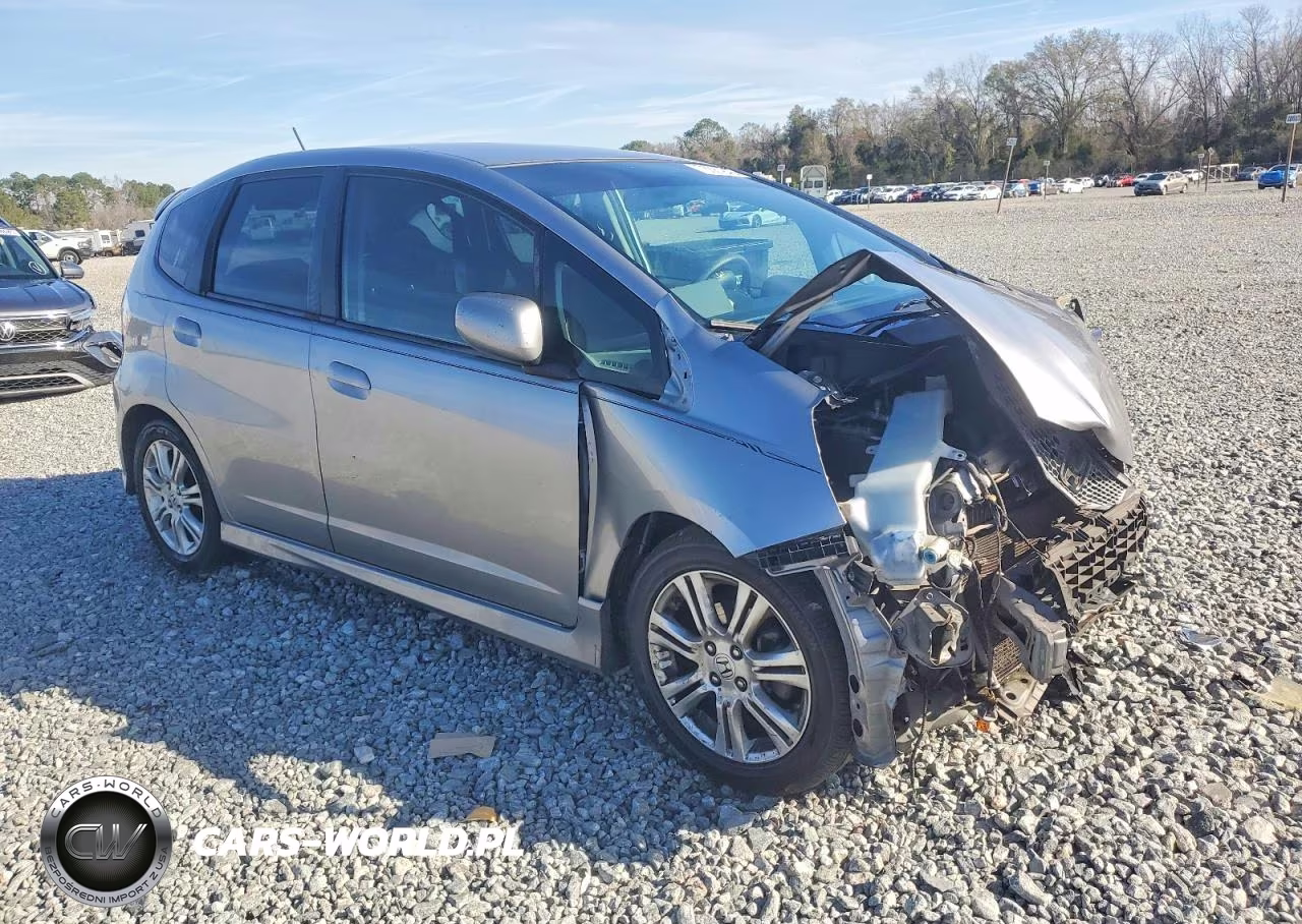 2009 Honda Fit Sport VIN:JHMGE88669S020583 - 4