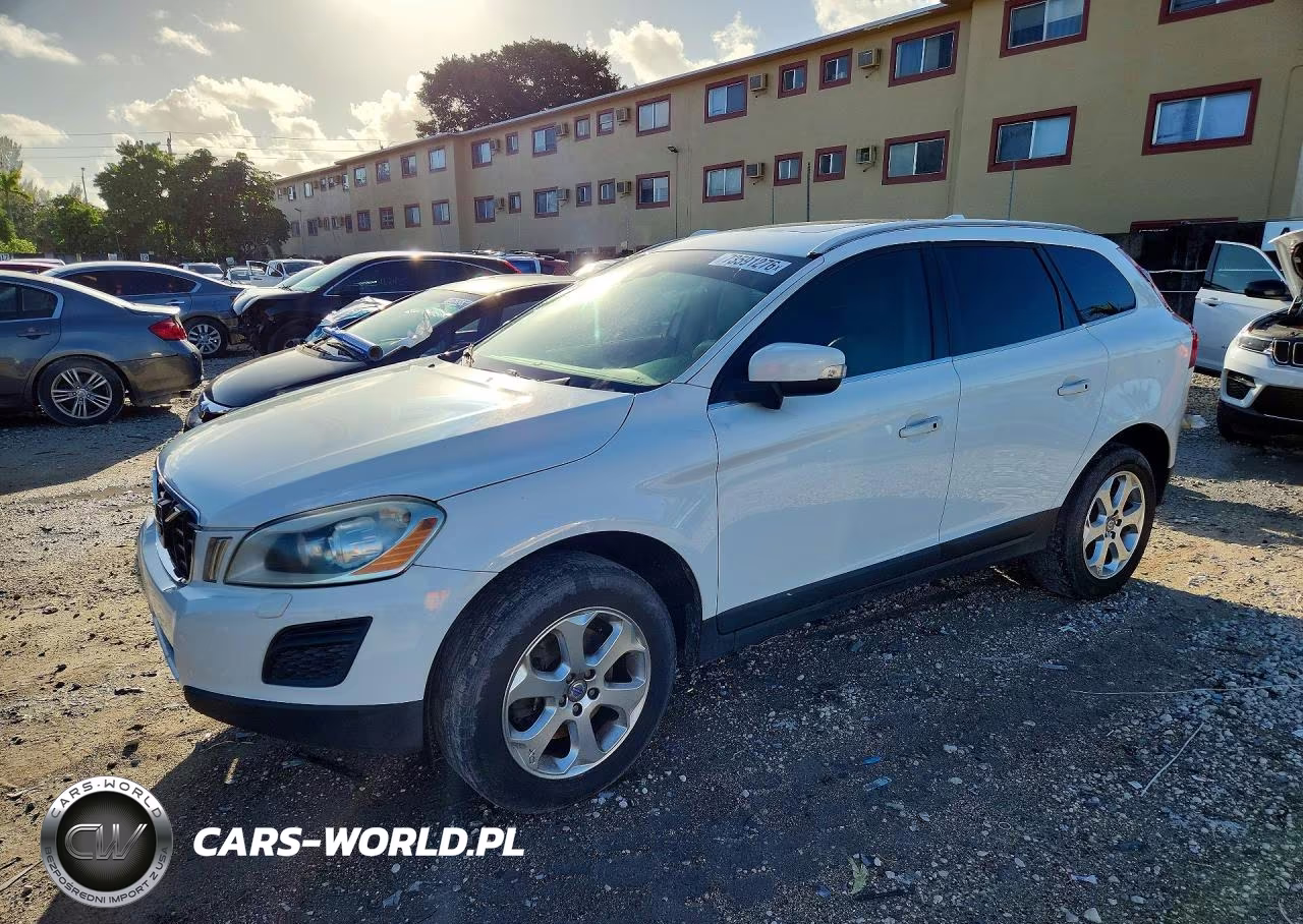 2013 Volvo Xc60 3.2 – zdjęcie 1 z 12