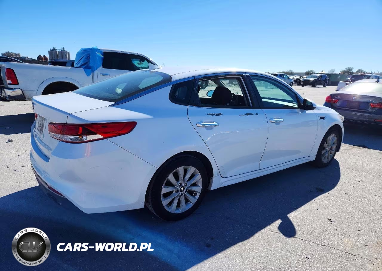 2016 Kia Optima Lx VIN:5XXGT4L35GG003083 - 3