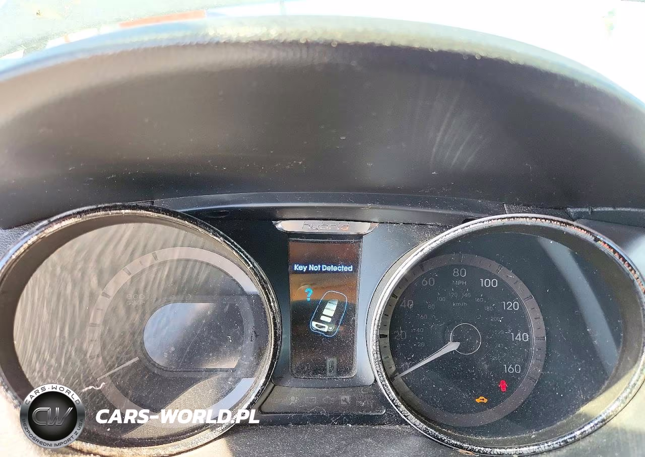 2013 Hyundai Sonata Hybrid VIN:KMHEC4A4XDA066931 - 9