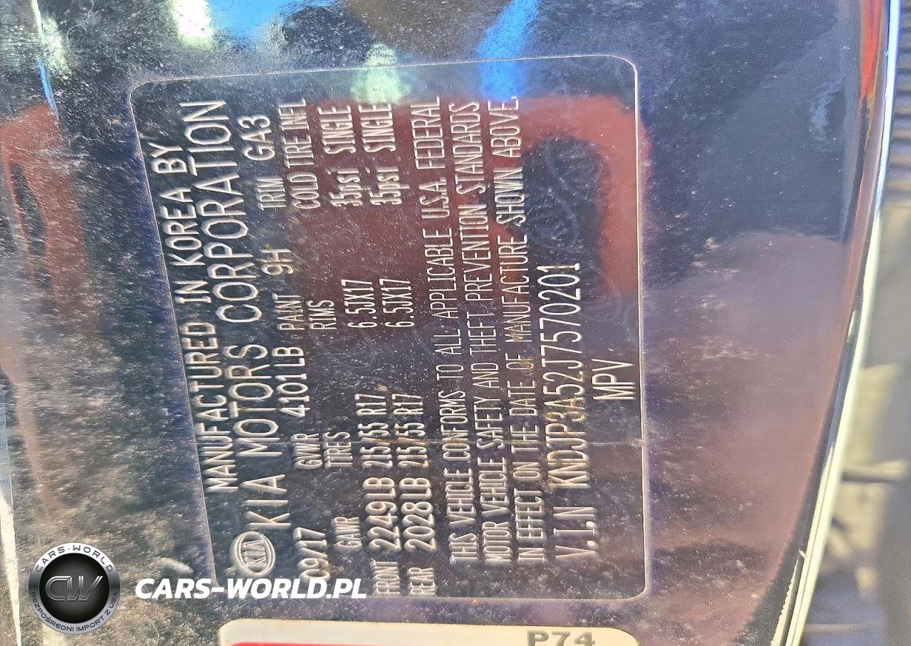 2018 Kia Soul + VIN:KNDJP3A52J7570201 - 13