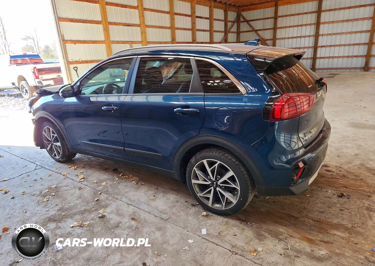 2020 Kia Niro Touring VIN:KNDCC3LC4L5422064 - 2