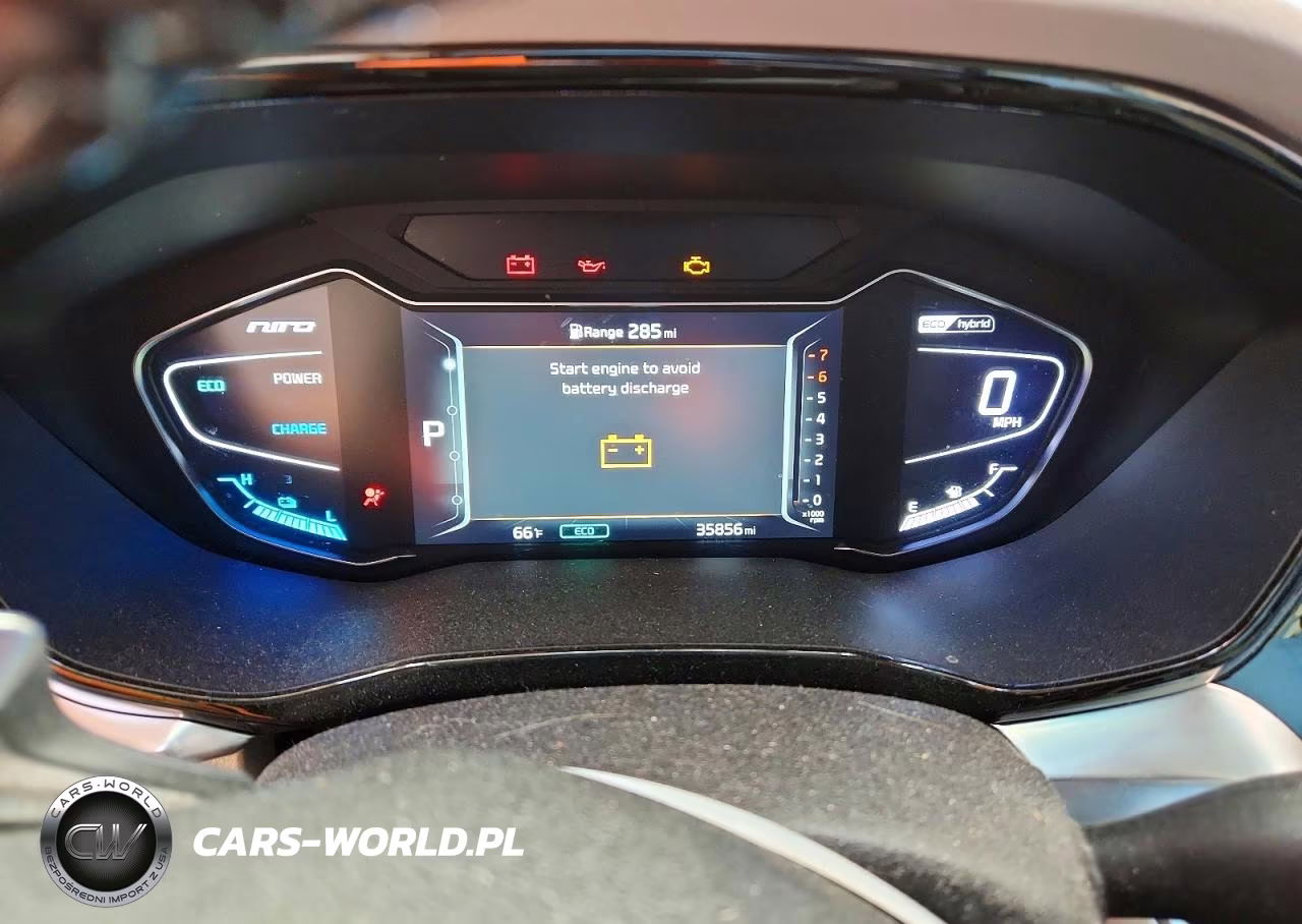 2020 Kia Niro Touring VIN:KNDCC3LC4L5422064 - 9