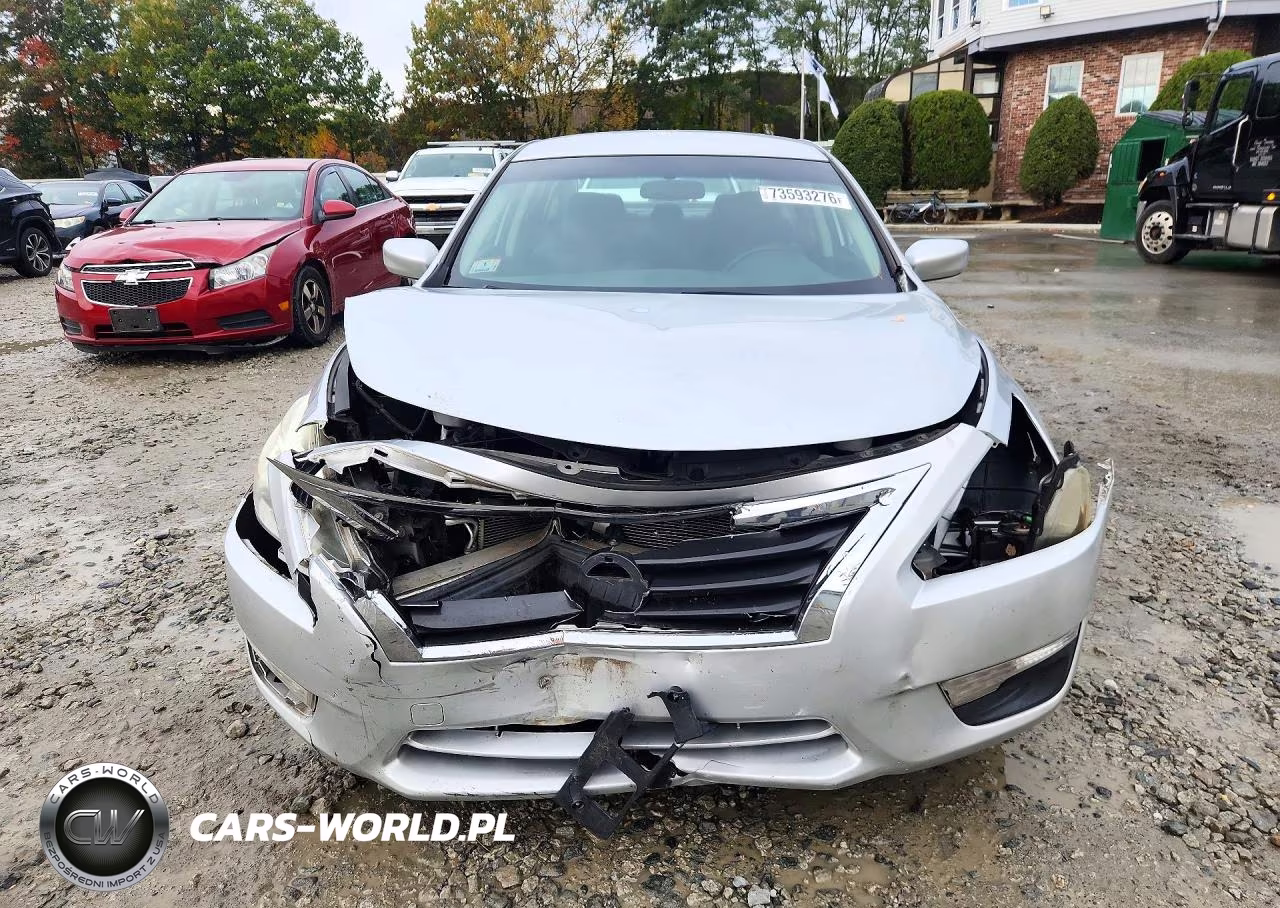 2015 Nissan Altima 2.5 S VIN:1N4AL3AP4FN880498 - 5