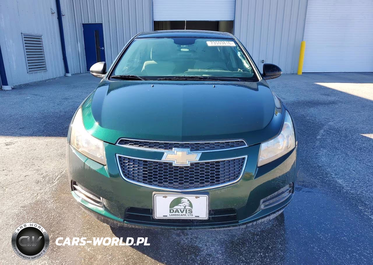 2014 Chevrolet Cruze Ls VIN:1G1PA5SG8E7173405 - 5