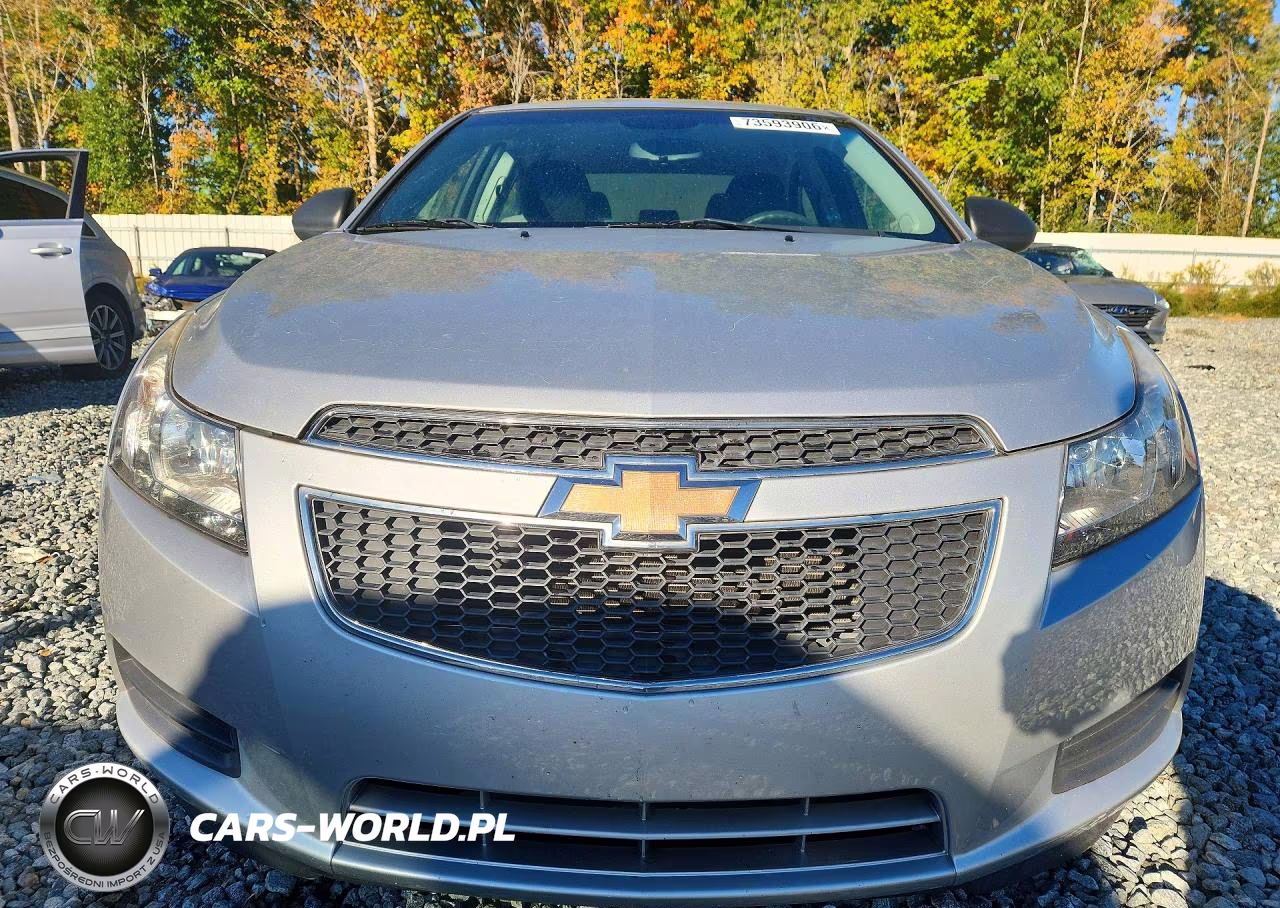 2011 Chevrolet Cruze Ls VIN:1G1PC5SH9B7211979 - 5
