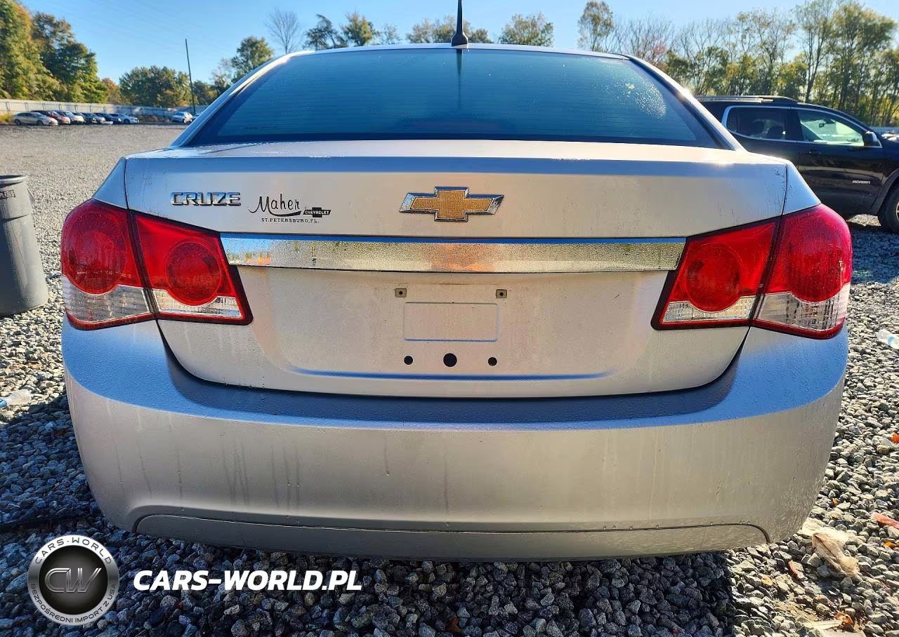 2011 Chevrolet Cruze Ls VIN:1G1PC5SH9B7211979 - 6