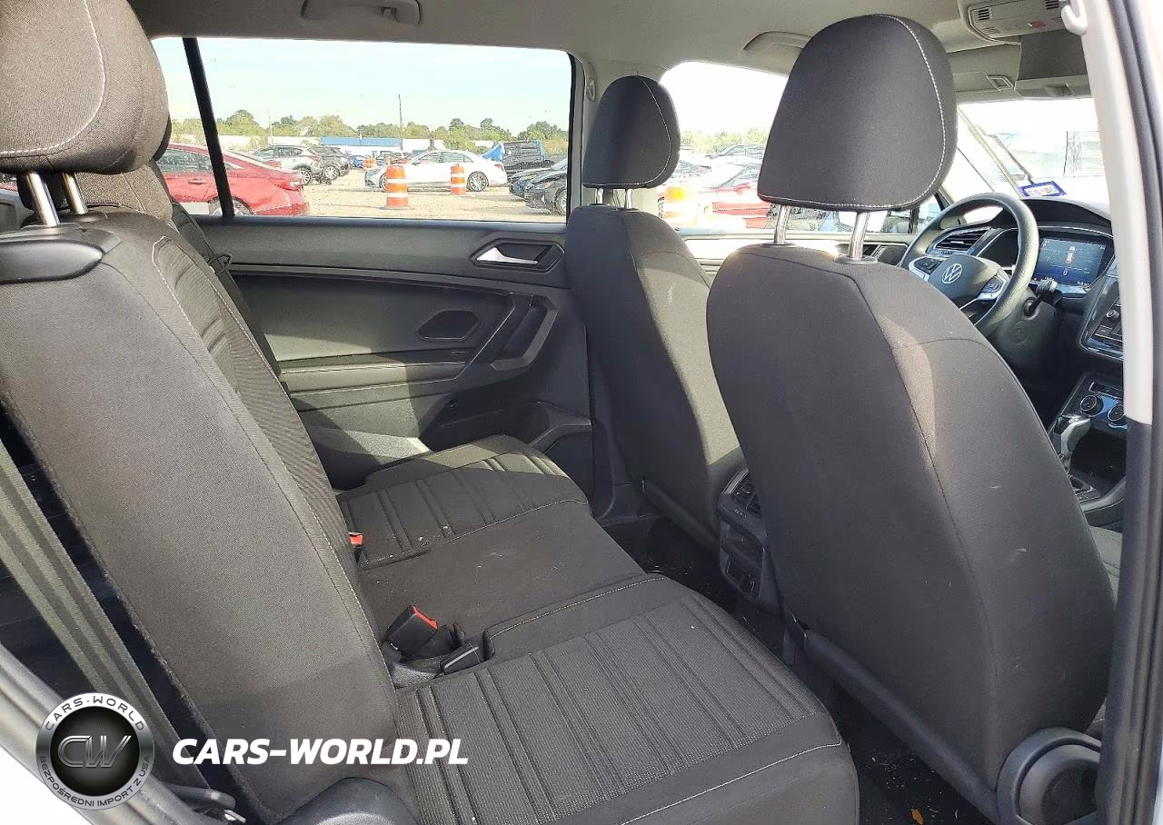 2023 Volkswagen Tiguan S VIN:3VVRB7AX4PM075380 - 10