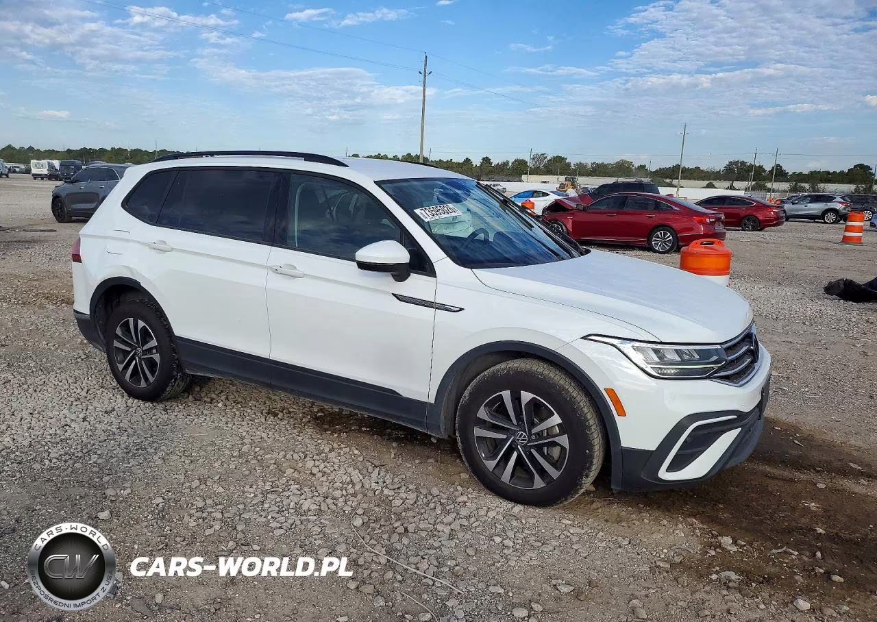 2023 Volkswagen Tiguan S VIN:3VVRB7AX4PM075380 - 4