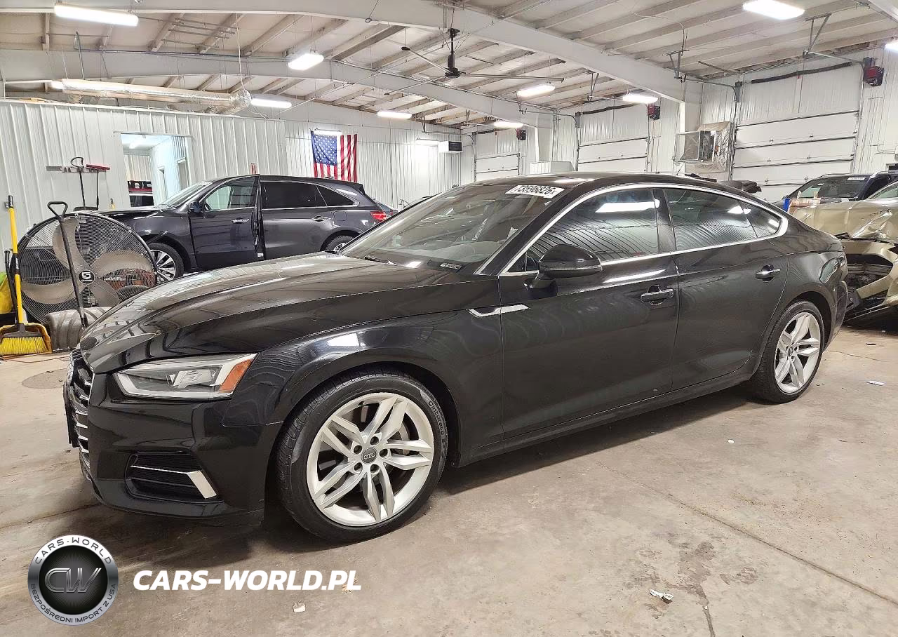 2019 Audi A5 Premium VIN:WAUANCF55KA070369 - 1
