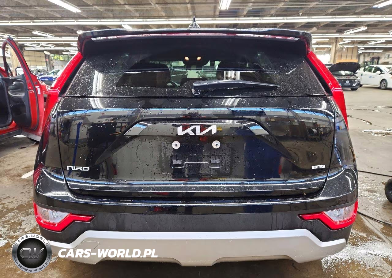 2026 Kia Niro Lx VIN:KNDCP3LE5T5335621 - 6
