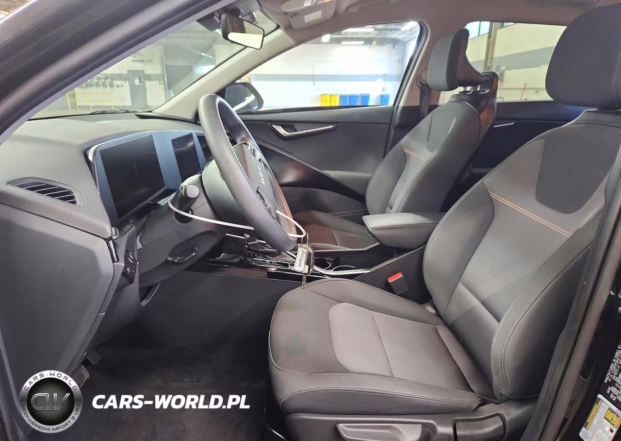 2026 Kia Niro Lx VIN:KNDCP3LE5T5335621 - 7