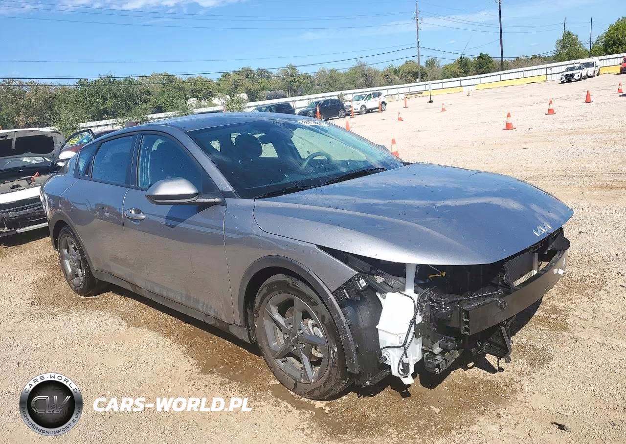 2026 Kia K4 Lxs VIN:3KPFT4DE4TE254885 - 4